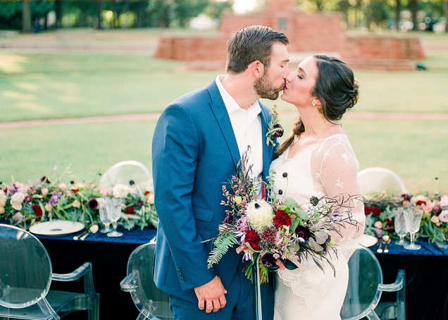 Oklahoma_Wedding_Photographer_Lauren_Grigg_Film_Photography_Heritage_Hills